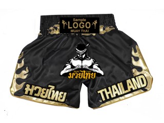 Kickboks broekje ontwerpen met geborduurd logo
